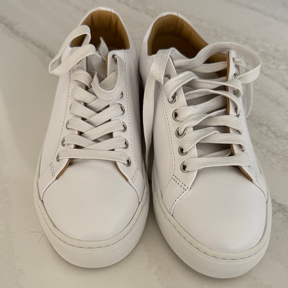 Thursday Boot Company White leather Lace-Up Sneakers size 5